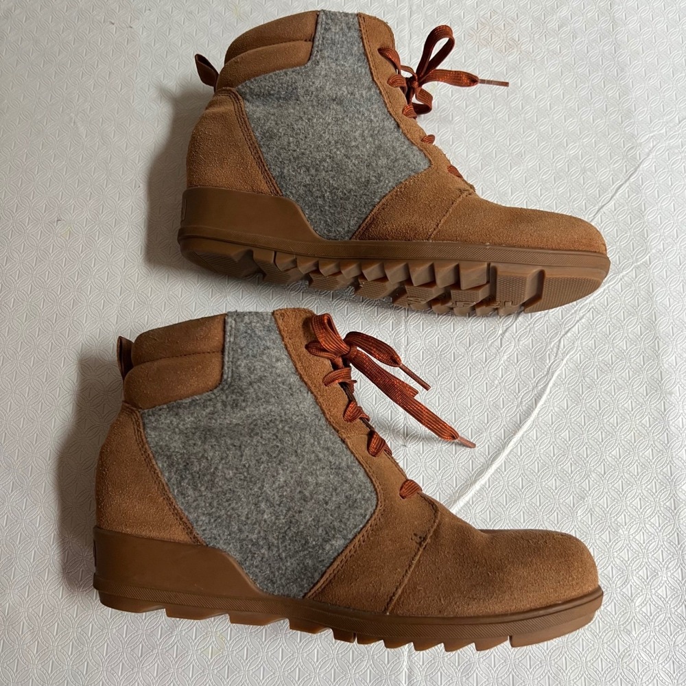 Sorel Evie Ankle Lace Wedge Boots Velvet Tan Grey Suede NL4926-242 Womens 10